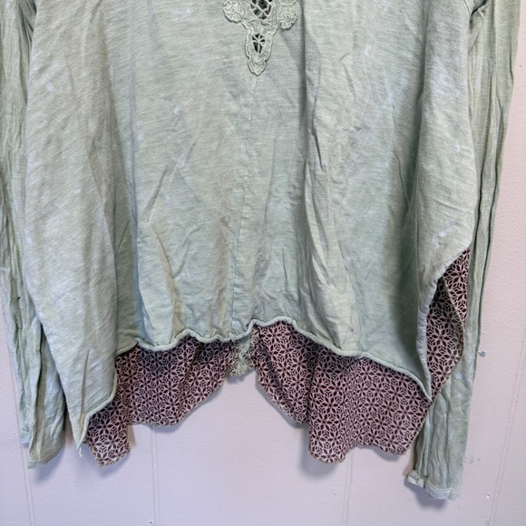 Gimmicks by BKE Womens Oversized Lagenlook Top Large Crochet Mixed Media Boho - Picture 6 of 15